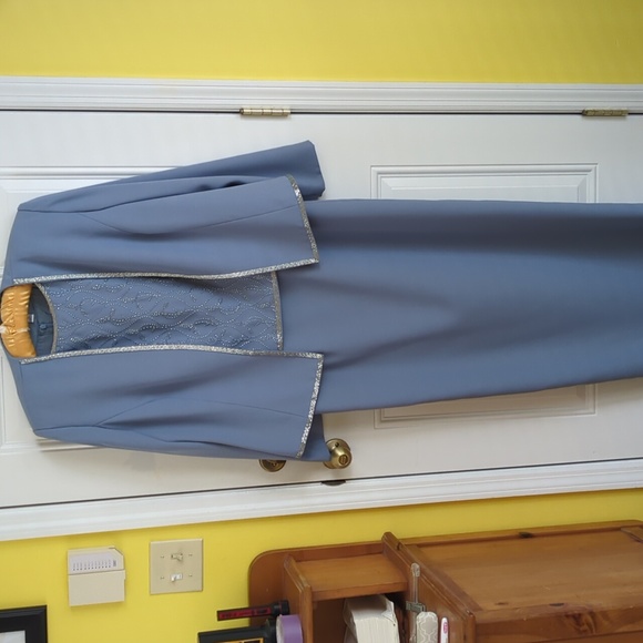 karen miller new york Dresses & Skirts - Karen Miller 2-piece evening or wedding ensemble. Size 16.